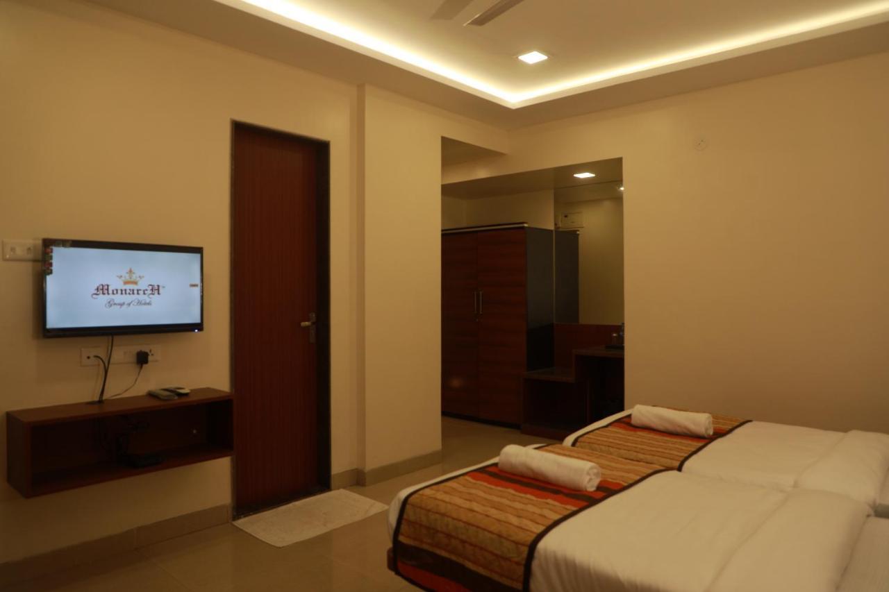 Serenity By Monarch, Baner Pune Meribel Village ภายนอก รูปภาพ
