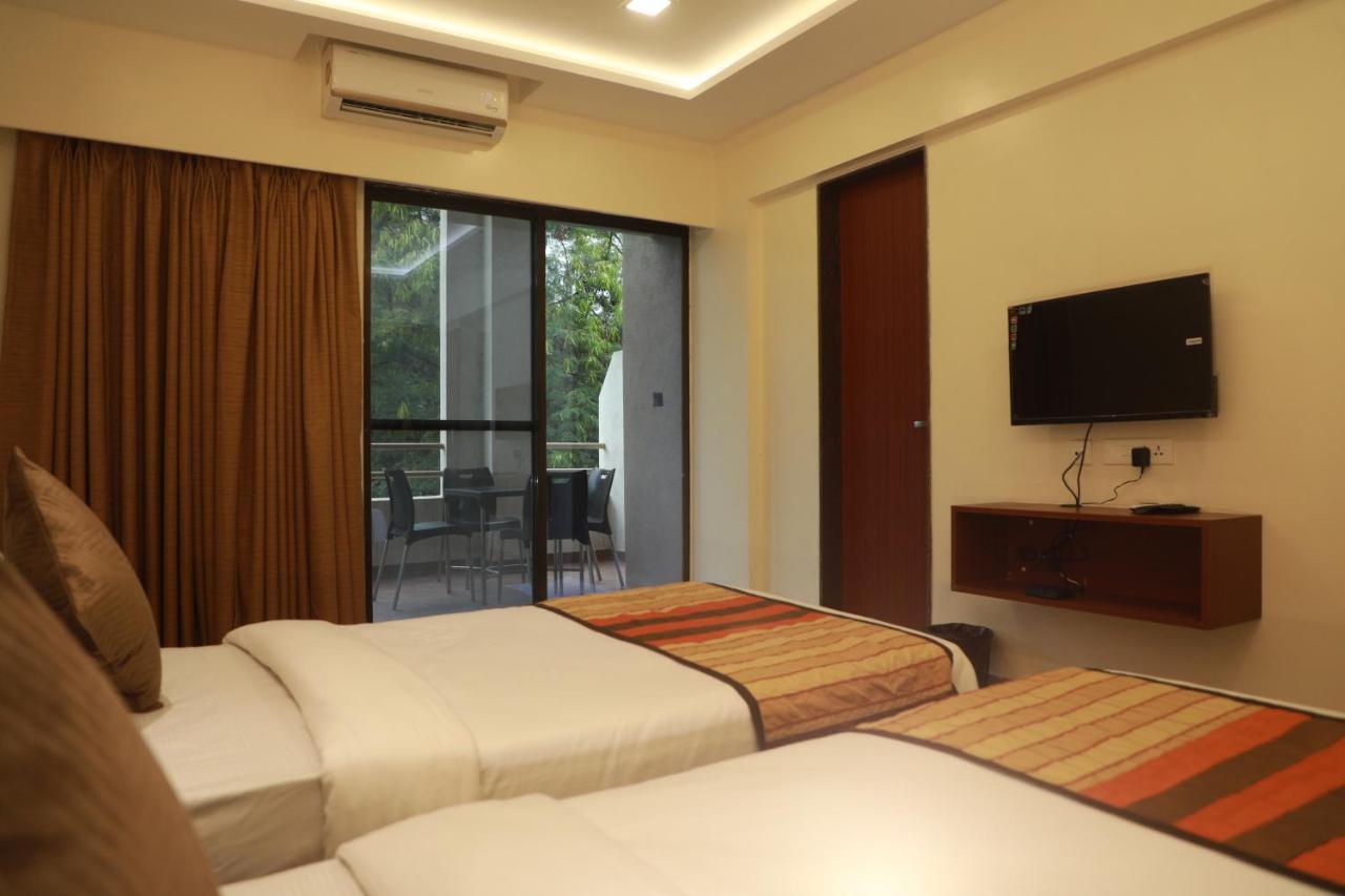 Serenity By Monarch, Baner Pune Meribel Village ภายนอก รูปภาพ